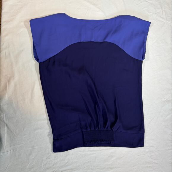 Outback Red women’s purple flowy top. Split shoulders. Size S. Workwear - Picture 3 of 6